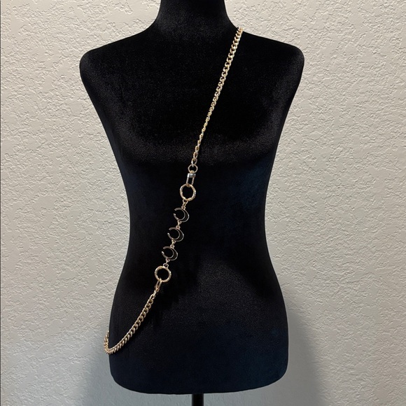 NWT C’s Chain Crossbody Strap Accessories Gold Tone - Picture 1 of 6